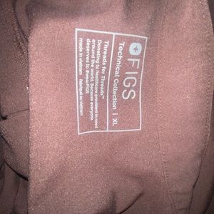 Fig scrubs. Espresso XL top XL regular bottoms